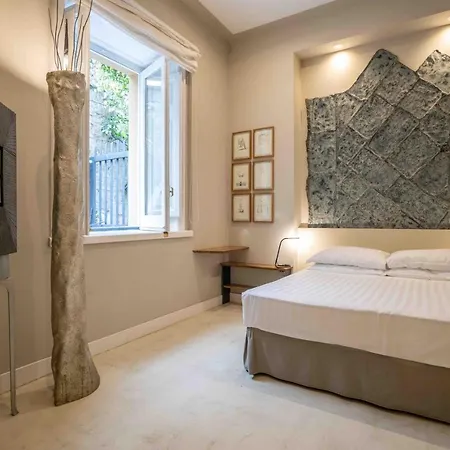 Atelier Ines Arts & 4* Naples