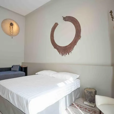 Atelier Ines Arts & Bed & Breakfast