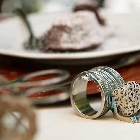 Atelier Ines Arts & 4* Naples