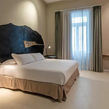 Atelier Ines Arts & 4* Naples