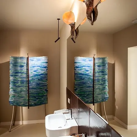 Atelier Ines Arts & Naples