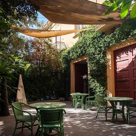 Atelier Ines Arts & Bed & Breakfast Naples