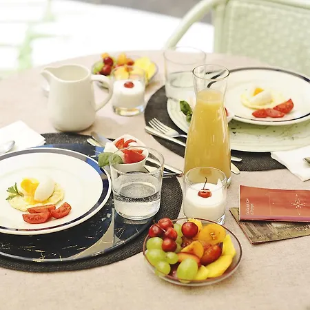 Atelier Ines Arts & Bed & Breakfast