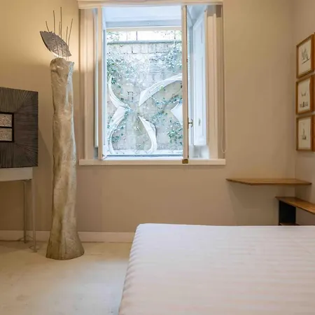 Atelier Ines Arts & 4* Νάπολη