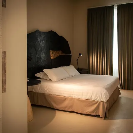 Atelier Ines Arts & Bed & Breakfast