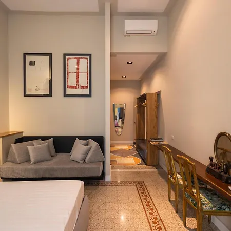 Bed & Breakfast Atelier Inès Arts&suites *