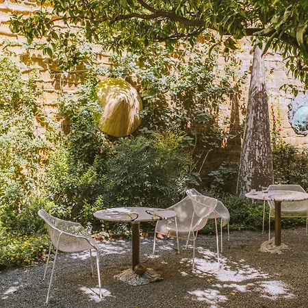 Atelier Ines Arts & Bed & Breakfast *