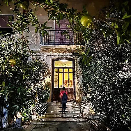 Atelier Ines Arts & Naples