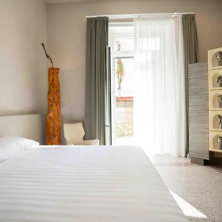 Atelier Ines Arts & Bed and breakfast