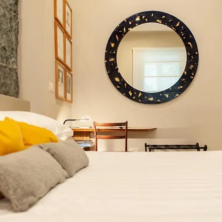 Atelier Ines Arts & נאפולי